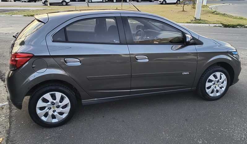 CHEVROLET ONIX 1.4 LT 2015 full