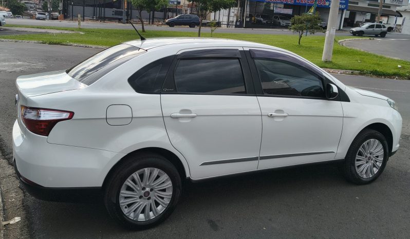 FIAT GRAND SIENA 1.6 ESSENCE 2014 full